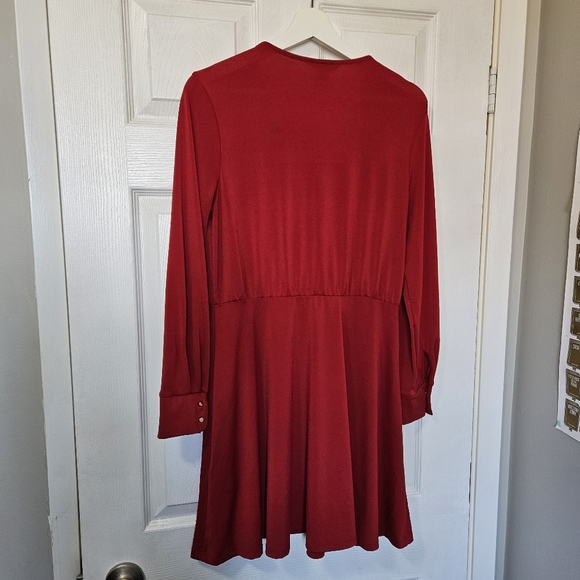 Red wrap dress - Picture 4 of 6